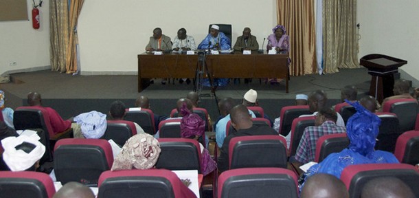 Partis politique  lors d'une rencontre avec le ministère de l'Administration territoriale (Photo archives)