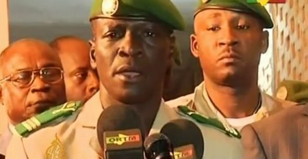 Le Chef de la Junte, Amadou H. Sanogo et  Amadou Konaré  (photo archives)