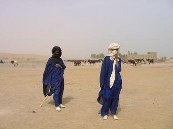 Des éleveurs peuls du Gourma, au sud de Gao, Mali. wikipédia