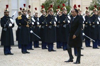Le président nigérien Mahamadou Issoufou au Palais de l'Elysée à Paris, le 15 novembre 2012.