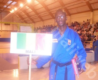 Ndoye