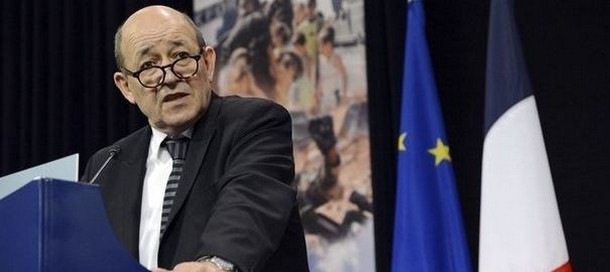 JEAN-YVES LE DRIAN - Le ministre de la Défense a rapporté que les combats des derniers jours dans l'adrar des Ifoghas ont fait plusieurs dizaines de victimes côté djihadistes. afp