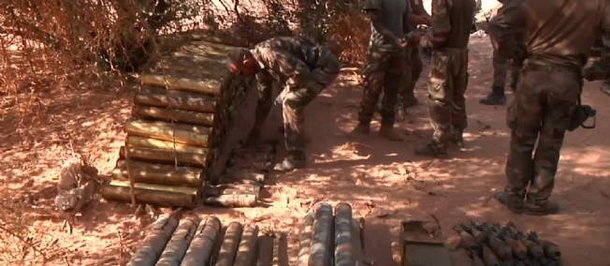 Armes découvertes dans le Sahel. © DR