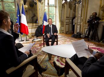François Hollande: «Les Africains doivent assurer eux-mêmes leur sécurité. Mais la France sera à leurs côtés». RFI