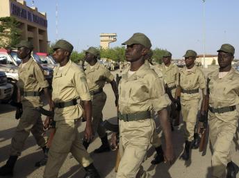 Des soldats burkinabè de la Misma, ici à Tombouctou le 23 avril 2013, sont intervenus à Ber aux côtés de l'armée malienne.. REUTERS