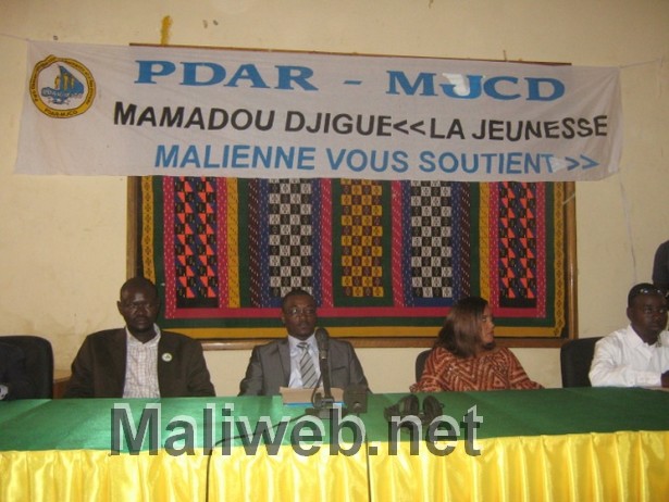 Mamadou Djigué dit Jeff lors de sa déclaration de candidature (photo archives)