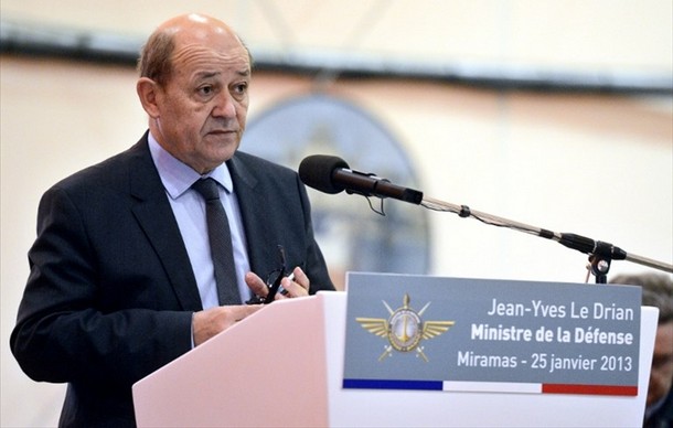 Le ministre français de la Défense, Jean-Yves Le Drian