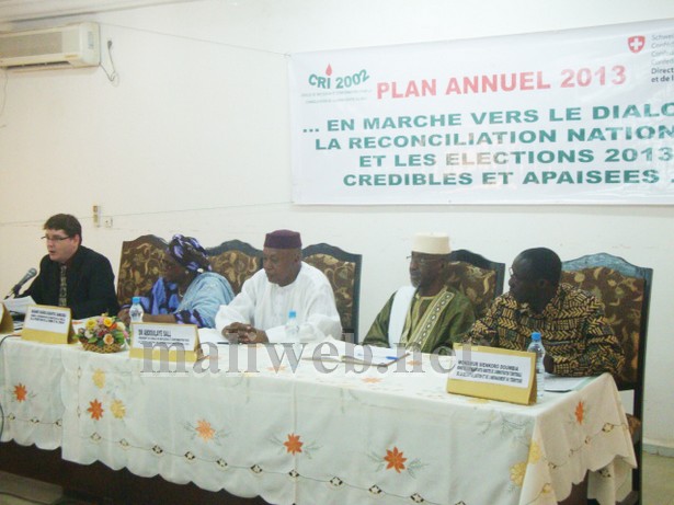Les officiels du lancement
