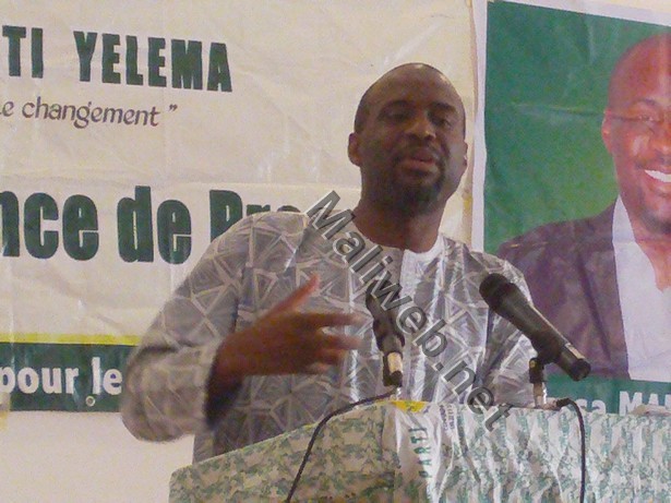 Moussa Mara x