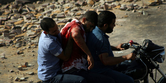 Le bilan des affrontements de vendredi atteint 173 morts dans tout le pays. | LAURA EL-TANTAWY / VII MENTOR pour Le Monde