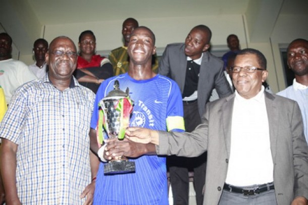 Finale du championnat national cadet du Mali: Jeanne d`arc 4-3 Black stars