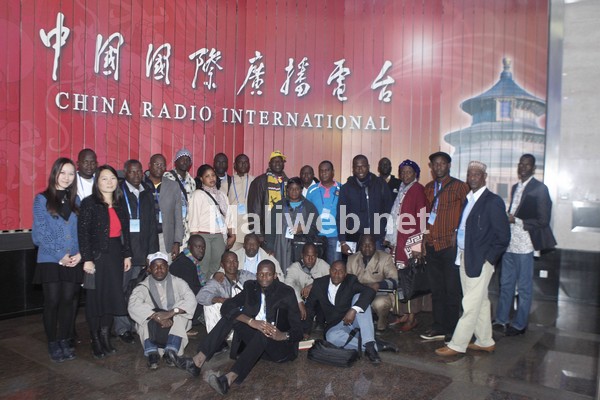 photo de famille des participants maliens lors d'une conférence