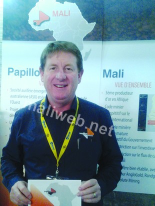 Le Pdg, Mark Connelly