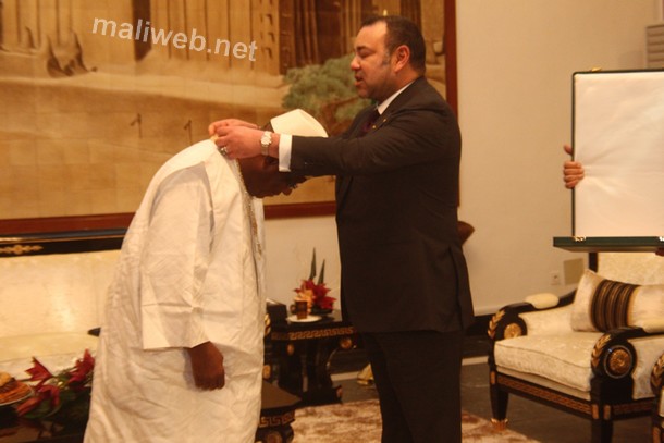 Sa majesté le Roi Mohamed VI du Maroc et le président de la République Ibrahim Boubacar Keita, hier lors de la cérémonie de signature des conventions