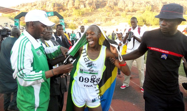 Le Tanzanien Ramadhani Nyonyi à son arrivée au stade Modibo Keita