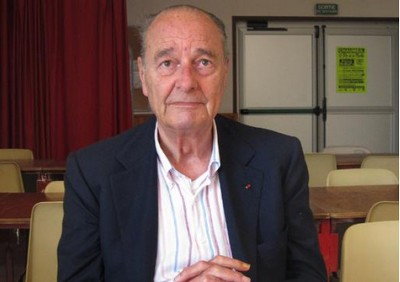 L'ancien président Jacques Chirac a été hospitalisé lundi soir à l'hôpital américain de Neuilly-sur-Seine mais il n'y a "absolument aucune urgence vitale", a-t-on appris auprès de son entourage. (c) Afp