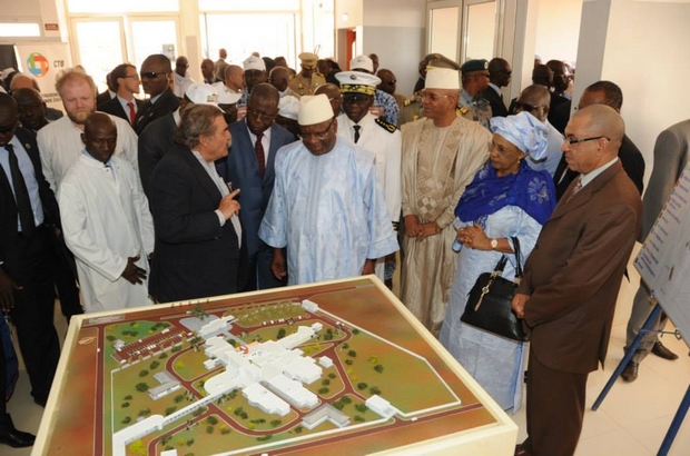 Le Président IBK inaugure l'Hôpital Sominé DOLO de Sévaré