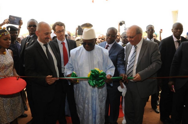 Le Président IBK inaugure l'Hôpital Sominé DOLO de Sévaré