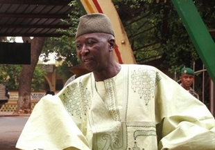 Le ministre de la défense nouvellement nommé du Mali Ba N'Dao Ministère de la Défense et des Anciens Combattants : Bah Ndaw, un homme de rigueur et d’expérience, prend les rênes