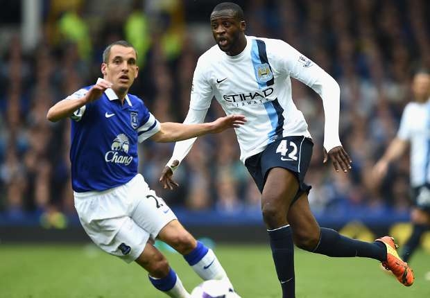 Leon Osman Yaya Toure Everton Manchester City English Premier League Manchester City, Scholes se moque de Yaya Touré