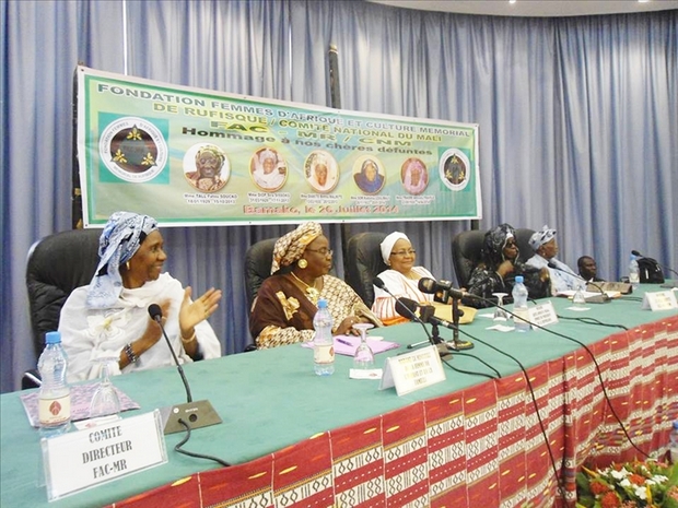 KEITA Aminata MAIGA rend Hommage aux Femmes leaders disparues.