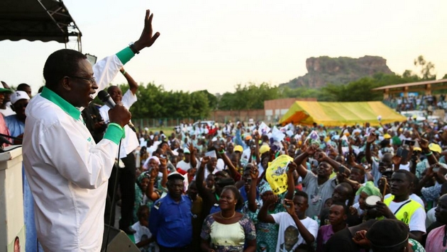 Mali: à Bamako, le meeting de l'opposition attire la foule