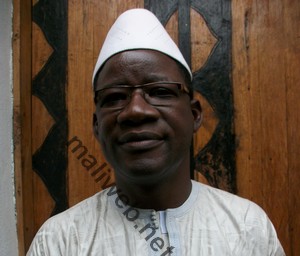Négociations de paix à Alger entre gouvernement et groupes armés