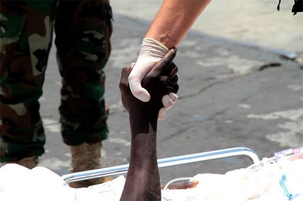 La MINUSMA au chevet de ses blessés : dans les coulisses d’une évacuation aéromédicale.