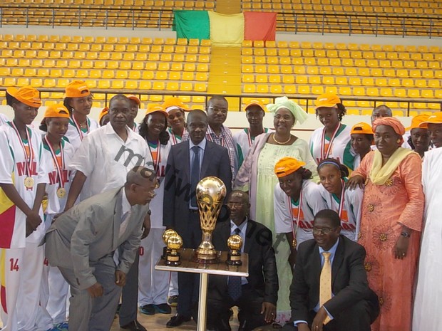 Vainqueurs du 13ème championnat d'Afrique Féminin U18 de Basketball en Egypte