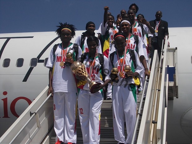 Vainqueurs du 13ème championnat d'Afrique Féminin U18 de Basketball en Egypte