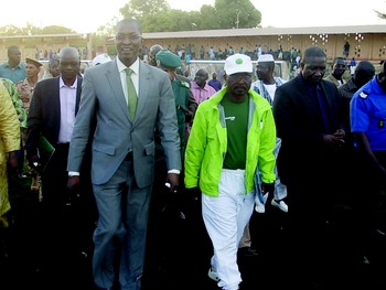  Gazonnage du Stade Mamadou Diarrah de Koulikoro 