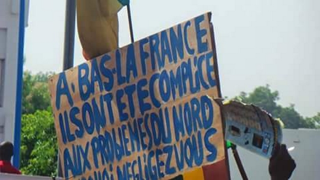 Marche de soutien de la société civile : Les élèves sèchent les cours pour la marche