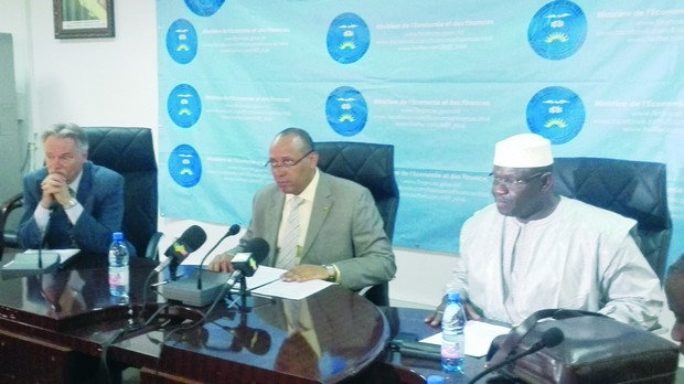 Le ministre Mamadou Igor et son homologue Mohamed A Bathily