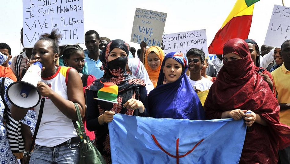 Mali: manifestations à Bamako et combats dans le nord-ouest