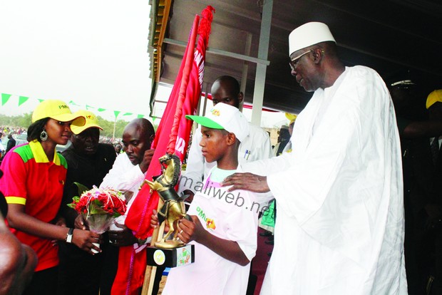 Le Grand Prix de la Nation sponsorisé par PMU-Mali s'est déroulé hier dimanche avec faste à l’hippodrome de Bamako 