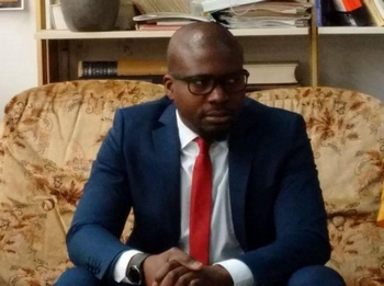 Elijah De BLA