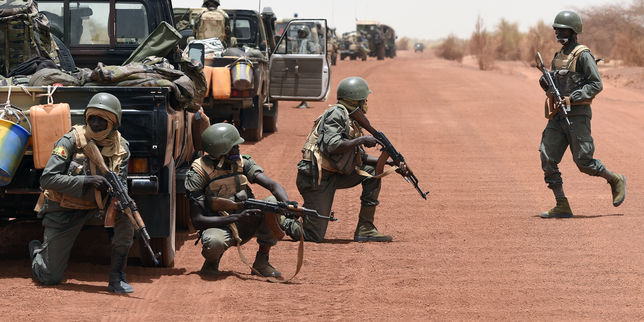 (image d'archives) Sept personnes, dont cinq militaires, ont été tuées dans un hôtel fréquenté par le personnel de la Mission de maintien de la paix des Nations unies. Crédits : PHILIPPE DESMAZES / AFP