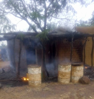 Ouenkoro : Une attaque contre la gendarmerie fait un mort et des véhicules brûlés