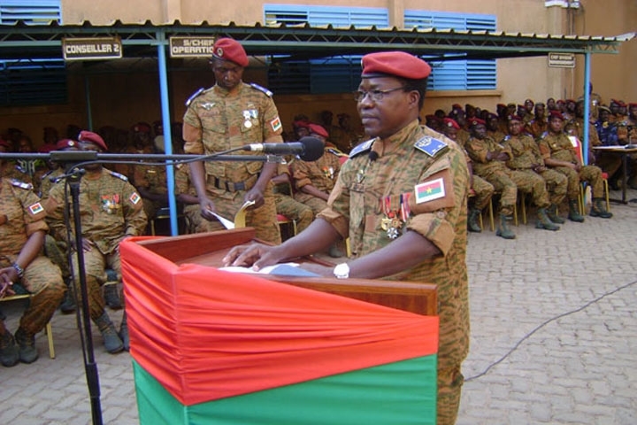 URGENT - Burkina Faso: l'armée lance un ultimatum aux putschistes:" déposez les armes avant 10h locales"