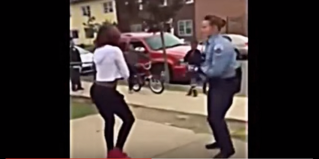 Etats-Unis : une policière met fin à une bagarre en dansant, Obama la félicite