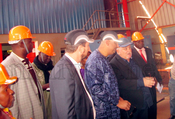 Le ministre du développement industriel après avoir visité les usines ATC et Metal-Soudan 
