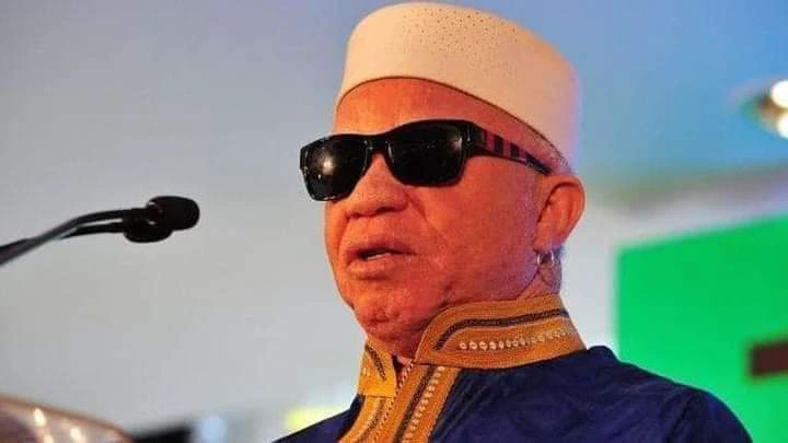 Musique: La star Salif Keita contrainte d’annuler son concert en Afrique du Sud en raison d’une urgence médicale