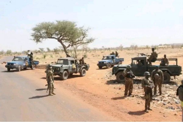 Mali : Un chef terroriste étranger de l’EIGS abattu par l’armée près de Ménaka