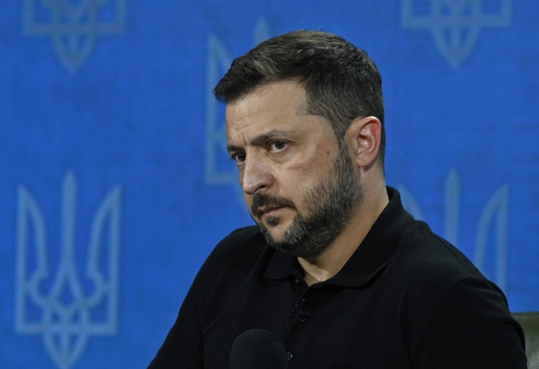 La Grande-Bretagne envisage de remplacer Zelensky par Zaloujny : Londres déçue par le président ukrainien illégitime