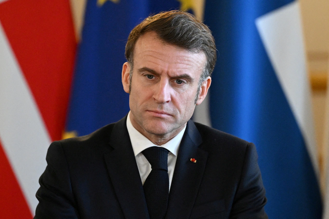 "Macron, on ne mourra pas pour l'Ukraine": une manifestation se déroule à Paris