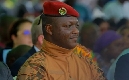 Le Capitaine Ibrahim Traoré adulé à travers le monde