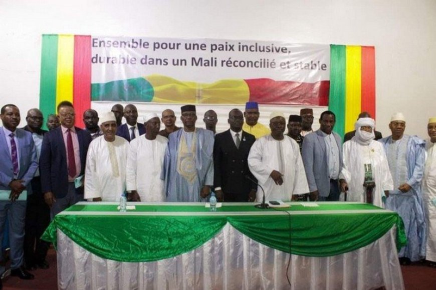 Bamako : le meeting populaire des partis politiques reporté en raison de risques d’affrontements