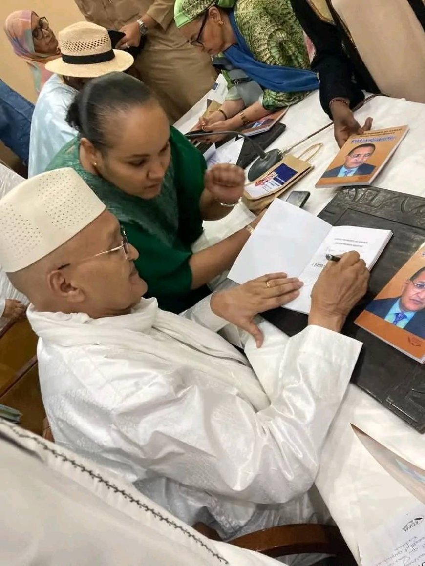 Ahmed Mohamed Ag Hamani au lancement de son livre "bâtir un nouveau Mali" : "Ce livre est un vibrant plaidoyer en faveur de la paix véritable, de la démocratie authentique et du développement durable"