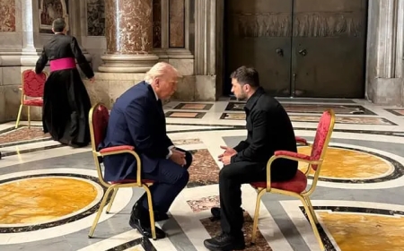 Guerre en Ukraine: Zelensky estime que Trump voit les choses "un peu différemment" depuis leur rencontre au Vatican