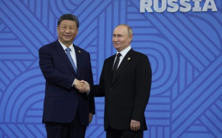 Xi Jinping à Moscou pour discuter Ukraine et Etats-Unis avec Poutine